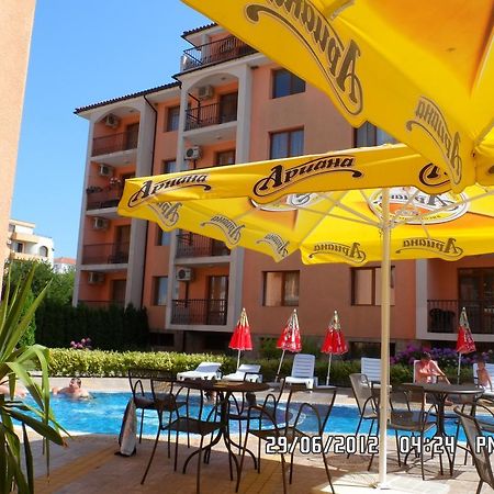 Gardenia Apartments プリモルスコ エクステリア 写真