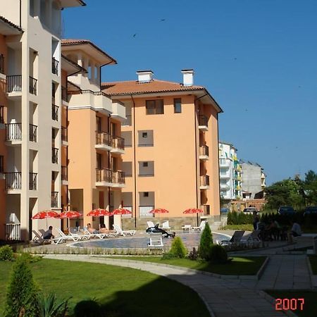 Gardenia Apartments プリモルスコ エクステリア 写真
