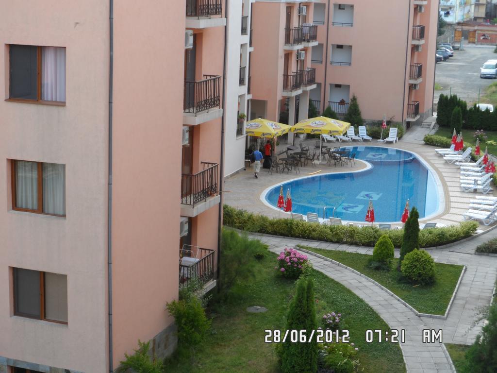 Gardenia Apartments プリモルスコ エクステリア 写真