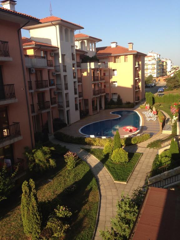 Gardenia Apartments プリモルスコ エクステリア 写真